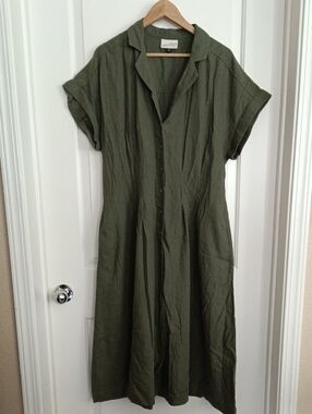Universal Thread Olive Green Button-Front Midi Dress